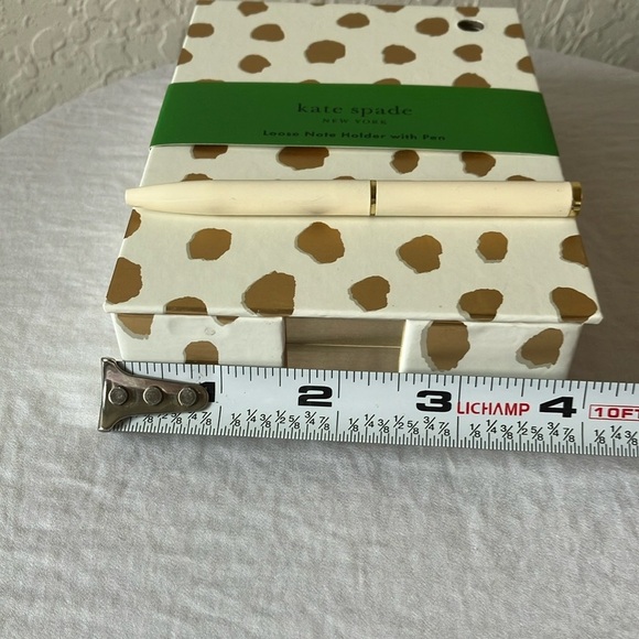 Kate Spade: Gold & White Note Holder with Pen - Picture 15 of 16